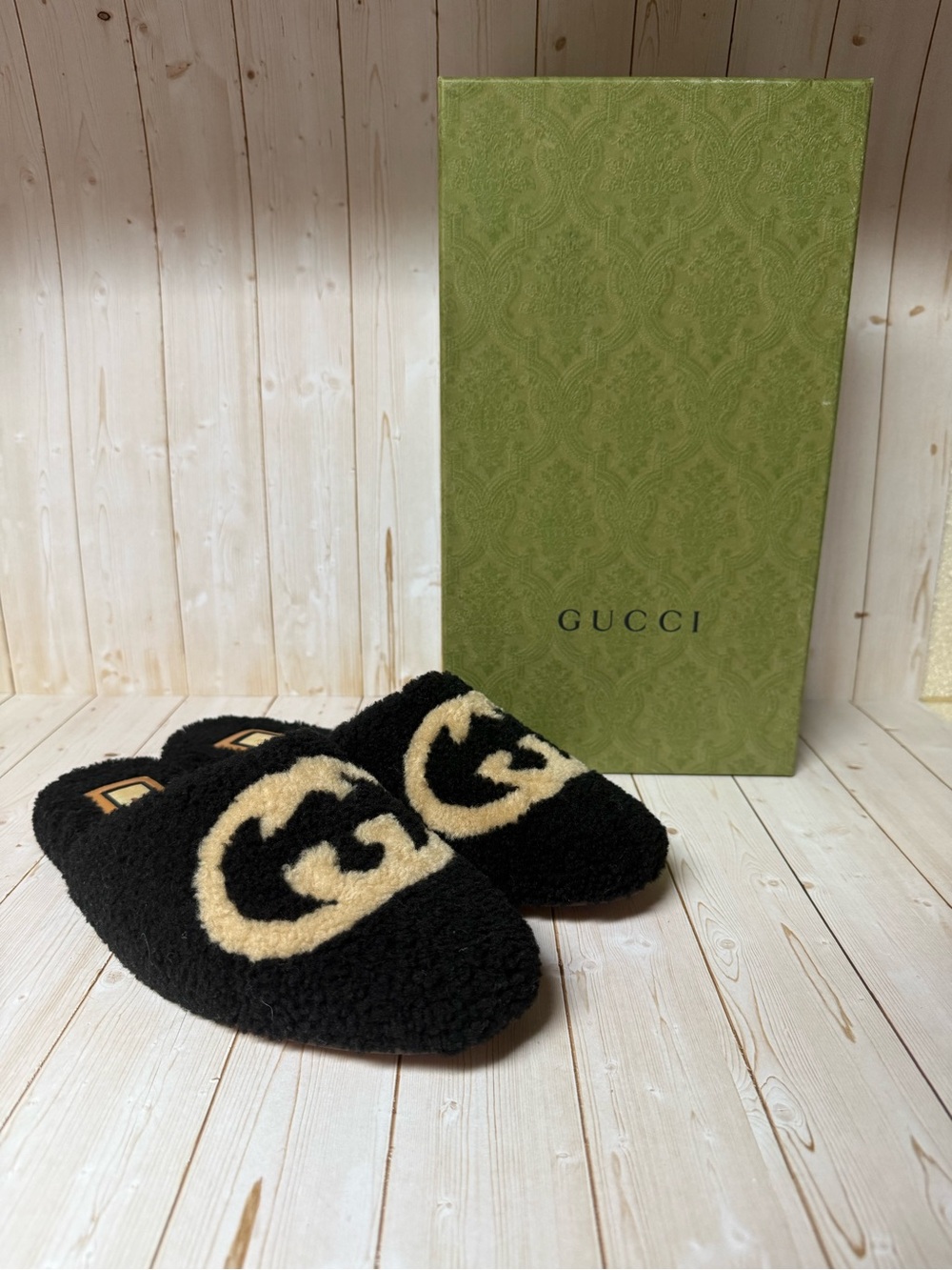 Gucci Faux Shearling Interlocking G Eileen Slipper Mules Black Sz 8G / 8.5US